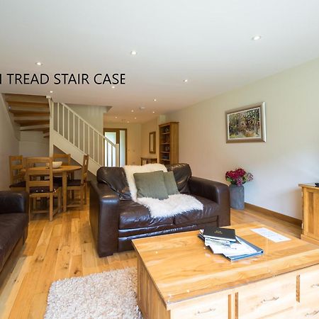 Mains Of Taymouth Country Estate 5* Maxwell Villas 肯莫尔 外观 照片